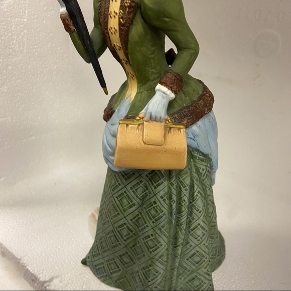 Vintage Avon decor - Picture 5 of 16